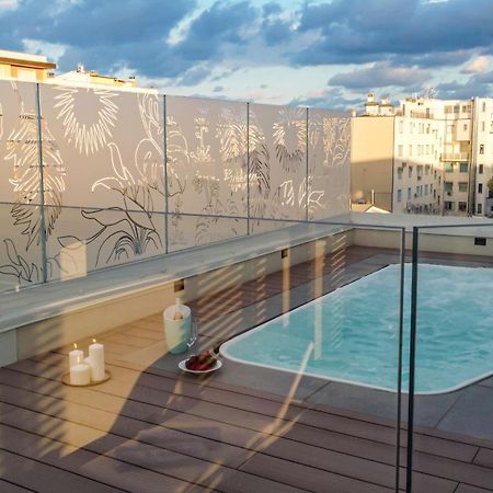 Ceccarini 9 Home Suite Home Riccione Exterior foto