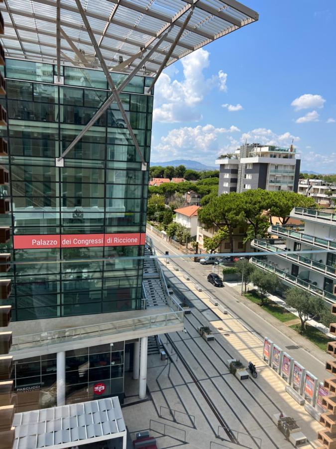 Ceccarini 9 Home Suite Home Riccione Exterior foto