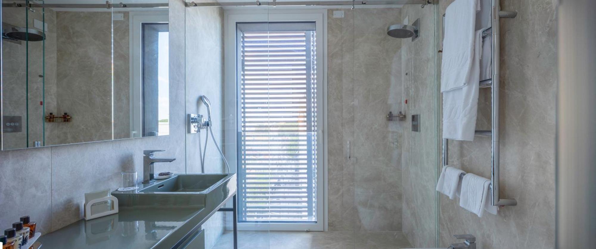 Ceccarini 9 Home Suite Home Riccione Exterior foto